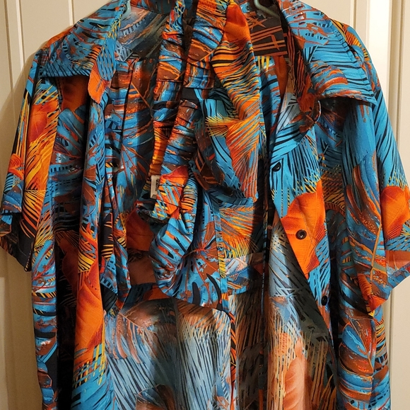 HAWAIIAN PRINT SHORT SET W BIKINI TOP - Picture 1 of 3